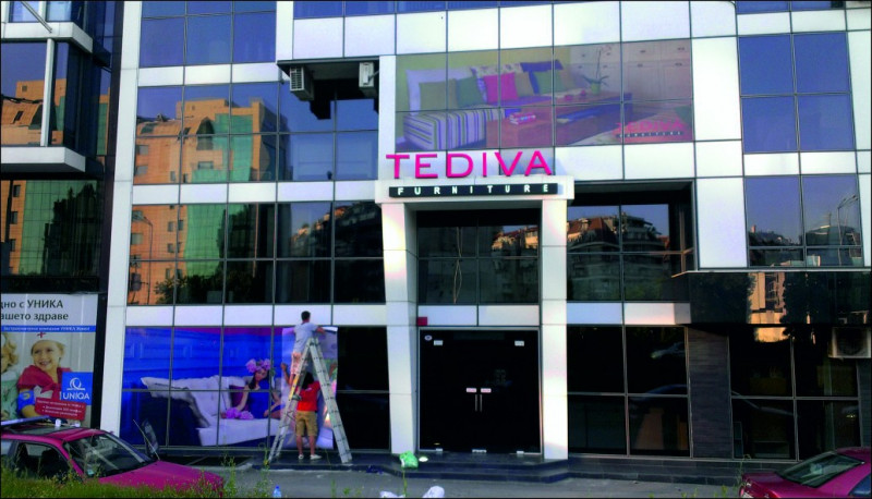 Изработка и монтаж на реклами за магазин TEDIVA, град София