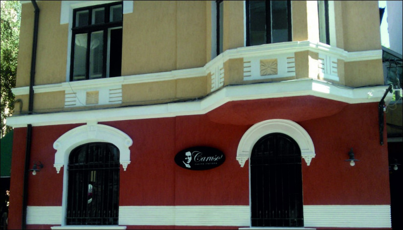 Изработка на обемна светеща кутия за ресторант Caruso - София