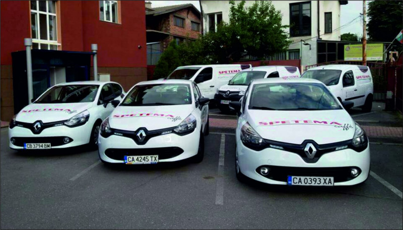 Брандиране на лот автомобили за Спетема