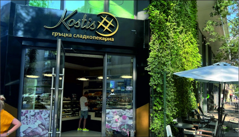 Изработка и монтаж на обемни надписи, кутии от еталбонд и фолиране на витрини за гръцки сладкопекарни KOSTIS София, Оборище